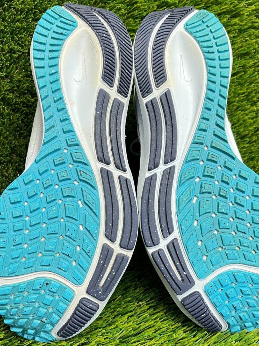 Nike Air Zoom Pegasus 38 Womens Size 8 White Blue Running Walking Shoes Sneakers - Picture 8 of 11
